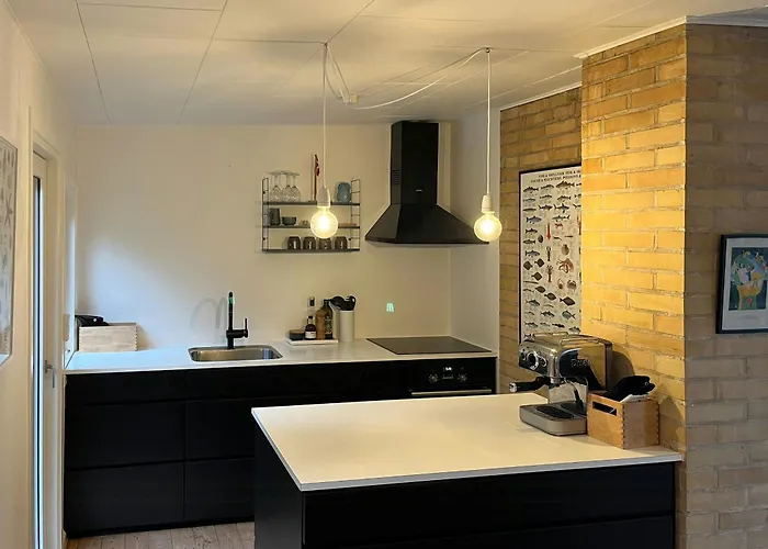 Nature-rich Oasis With Views Over The Limfjord Сasa de vacaciones Roslev